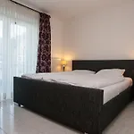 Welcome In - In Centrum Met Balkon, Gratis Parkeren - Im Hohlen Seifen 10-h 아파트