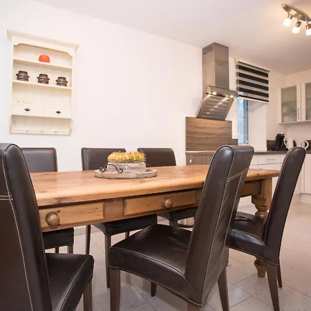Daire Welcome In - 10-h Im Zentrum Mit Balkon, Kostenlose Parkplaetze *
