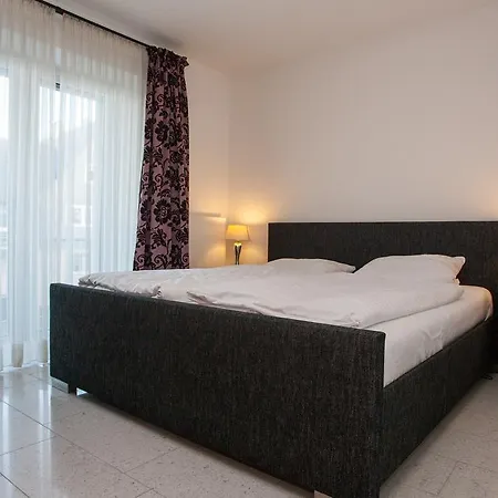 Welcome In - 10-h Im Zentrum Mit Balkon, Kostenlose Parkplaetze Apartamento